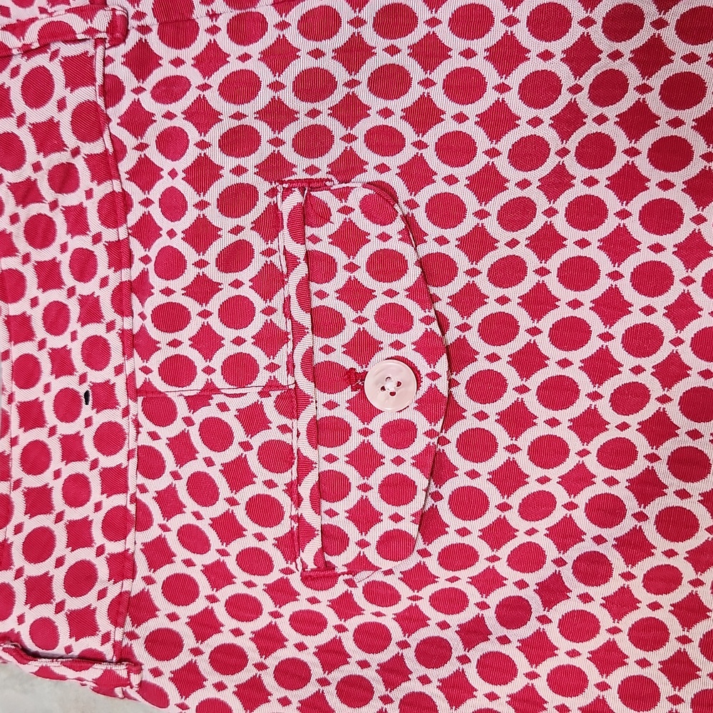 Fun pink shorts! 10 - Picture 3 of 9